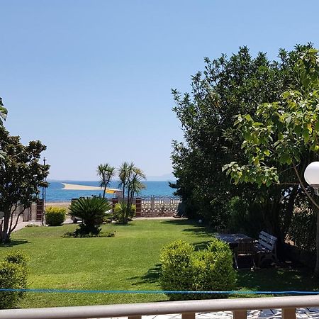 Country House By The Sea !!! Villa Karavómilos Exterior foto