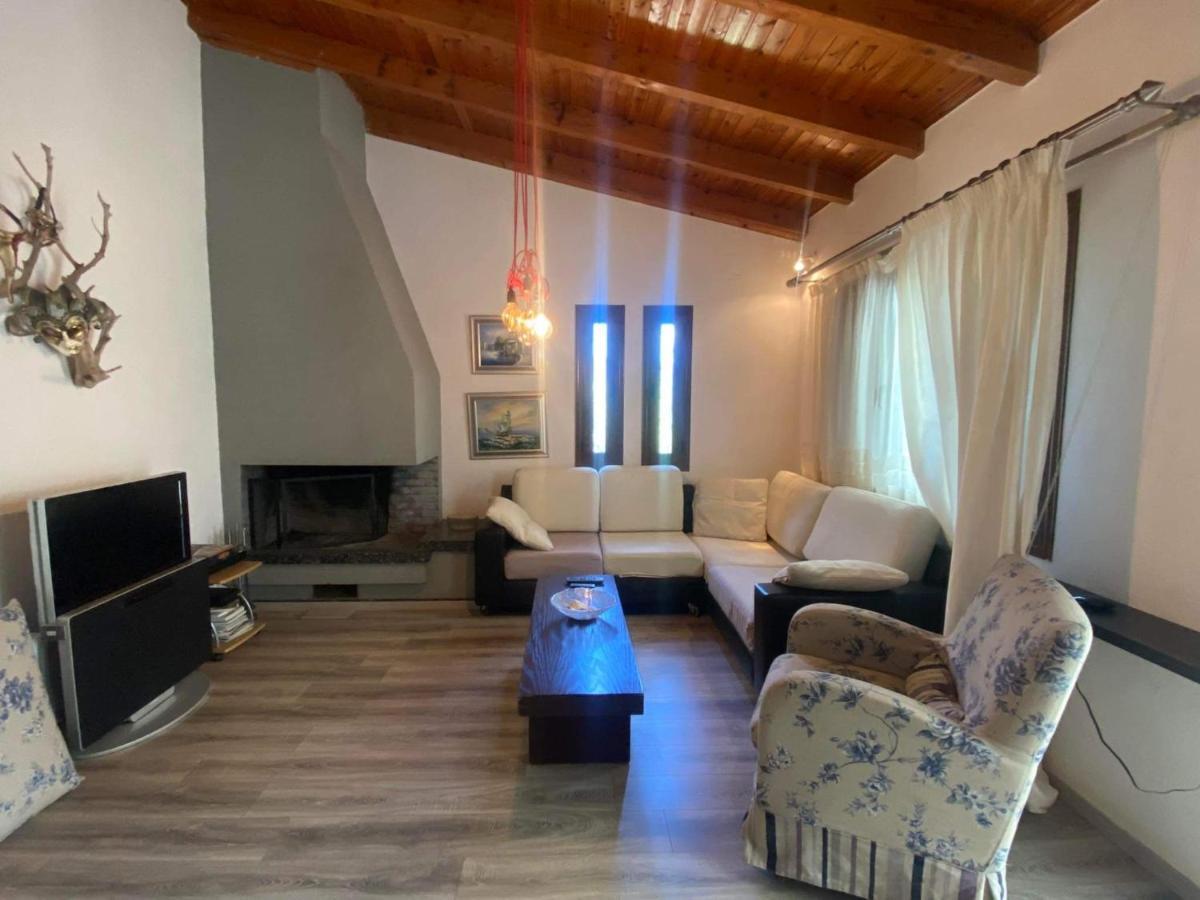 Country House By The Sea !!! Villa Karavómilos Exterior foto